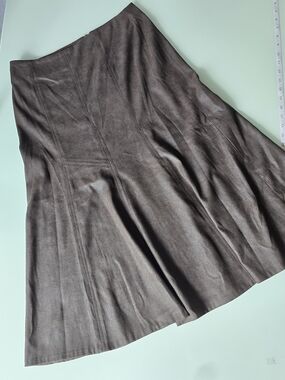 Conrad C Collection Brown Faux Suede A-Line Skirt - Size 8